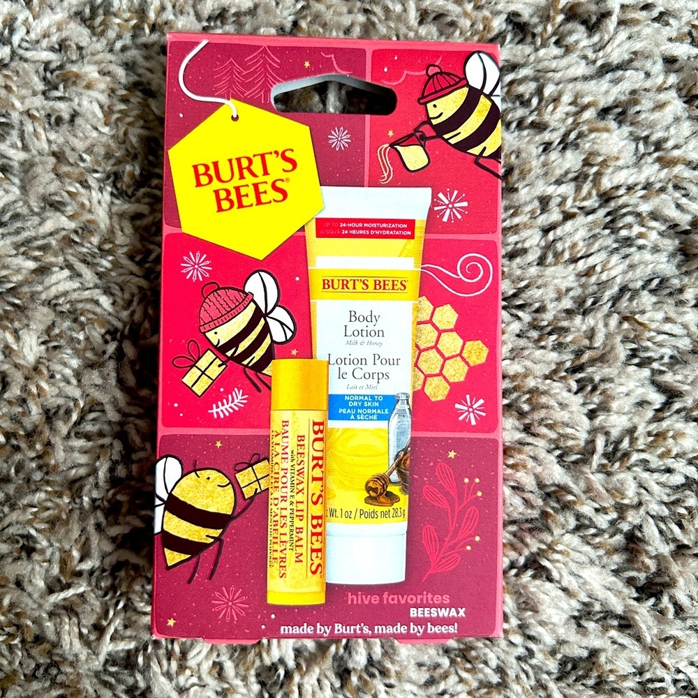 Burt’s Bees Hive Favorites Gift Set – Lip Balm & Body Lotion – New